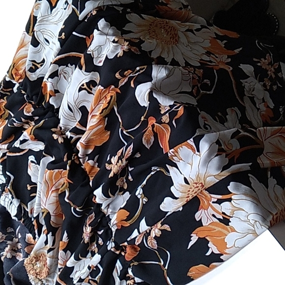 Romper size 3x - Picture 2 of 6